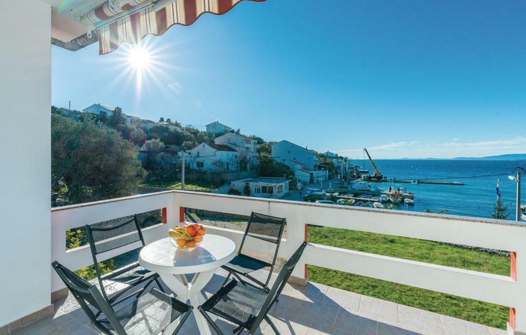 Apartmani "Palma" Лун Екстериор снимка